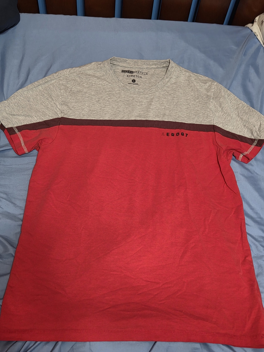 Aeropostale Red and Gray Colorblock Crew Tee Size Large